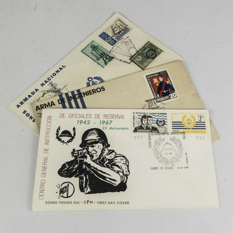 3 sobres 1er día de Uruguay conmemorativos 150 años Armada Nacional, Cincuentenario del Arma de Ingenieros y Centro Generales de Instrucciòn de oficiales de reserva 1942-1967.