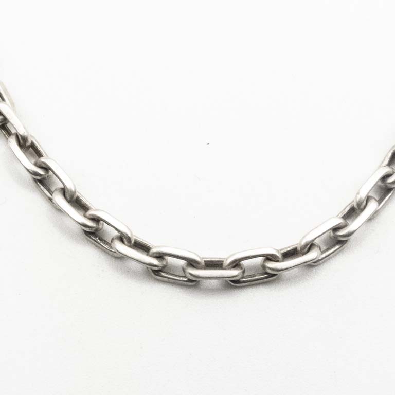 Cadena de plata. - Medidas: 41 cm Peso: 27.3 g