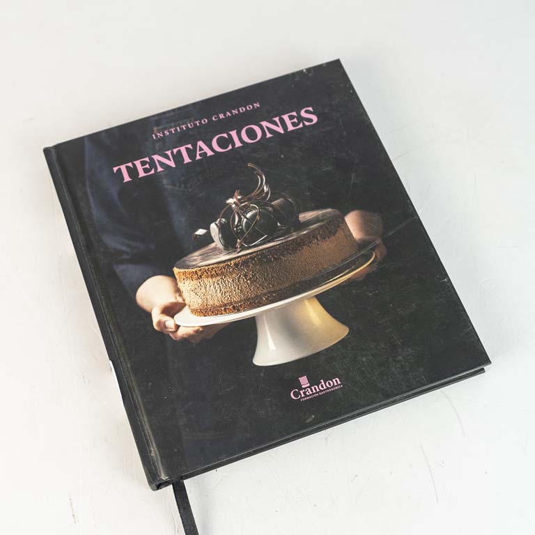 Tentaciones del instituto Crandon, de tapa dura