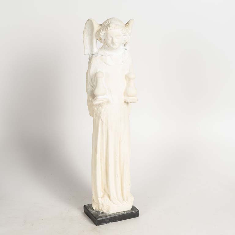 Escultura Ángel de 1340, museo de Louvre, escultor Evard de Orleans - Medidas: 14x56 cm